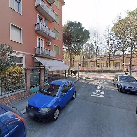 בולוניה Spacious Three-Room Apartment In Saragozza מראה חיצוני תמונה